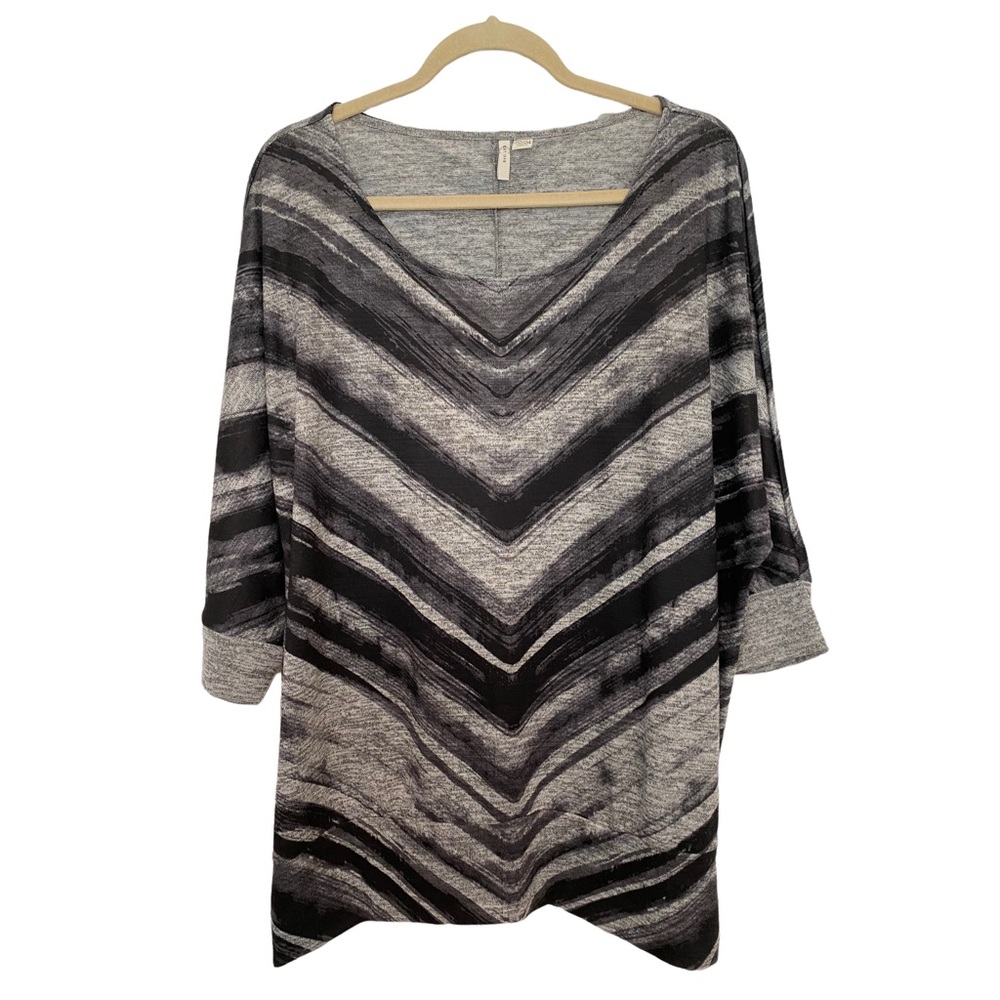 NWOT Cato Chevron Stripe Banded Tunic - sz 22/24 - black/grey - 3/4 sleeves